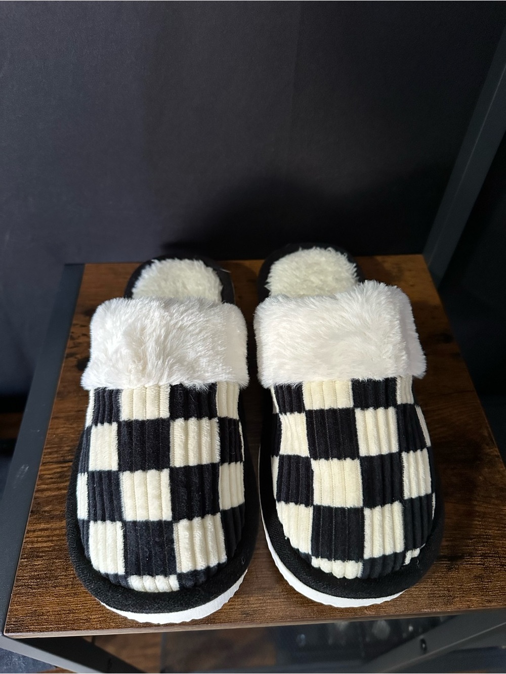 Cozy Checkerboard Women’s Slippers - Creamy white & Black